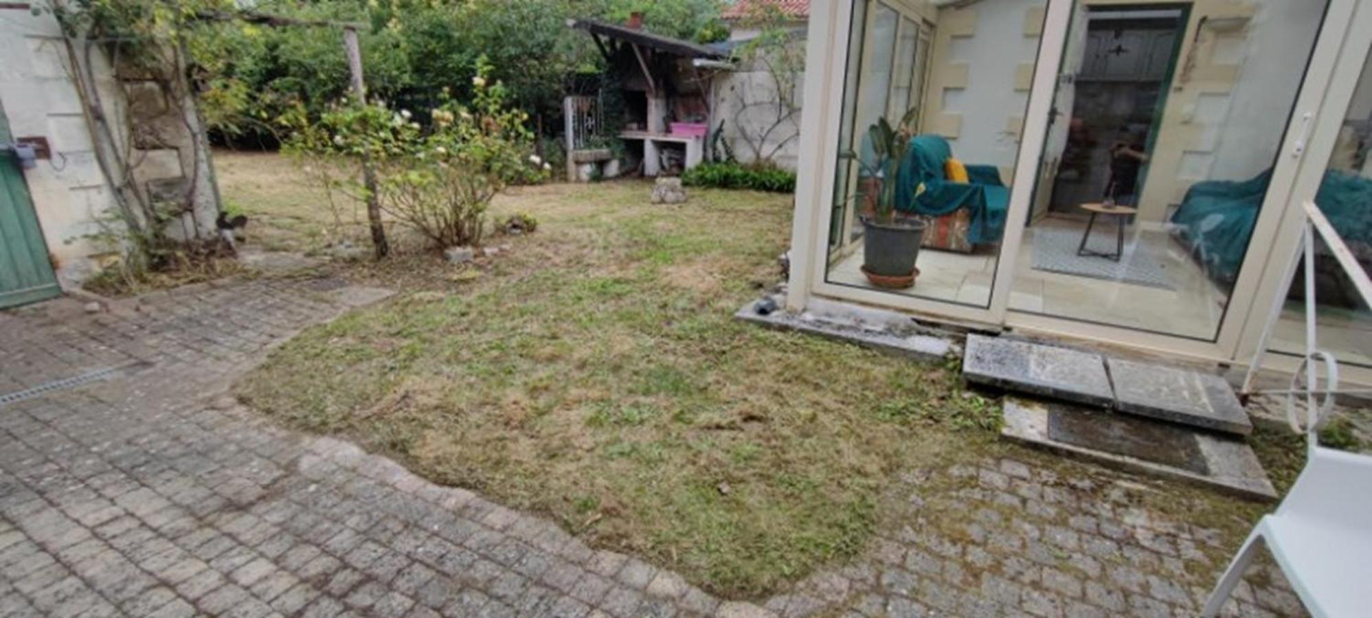 Maison 4 Chambres Avec Jardin Saint-Jean-dʼAngély Eksteriør billede